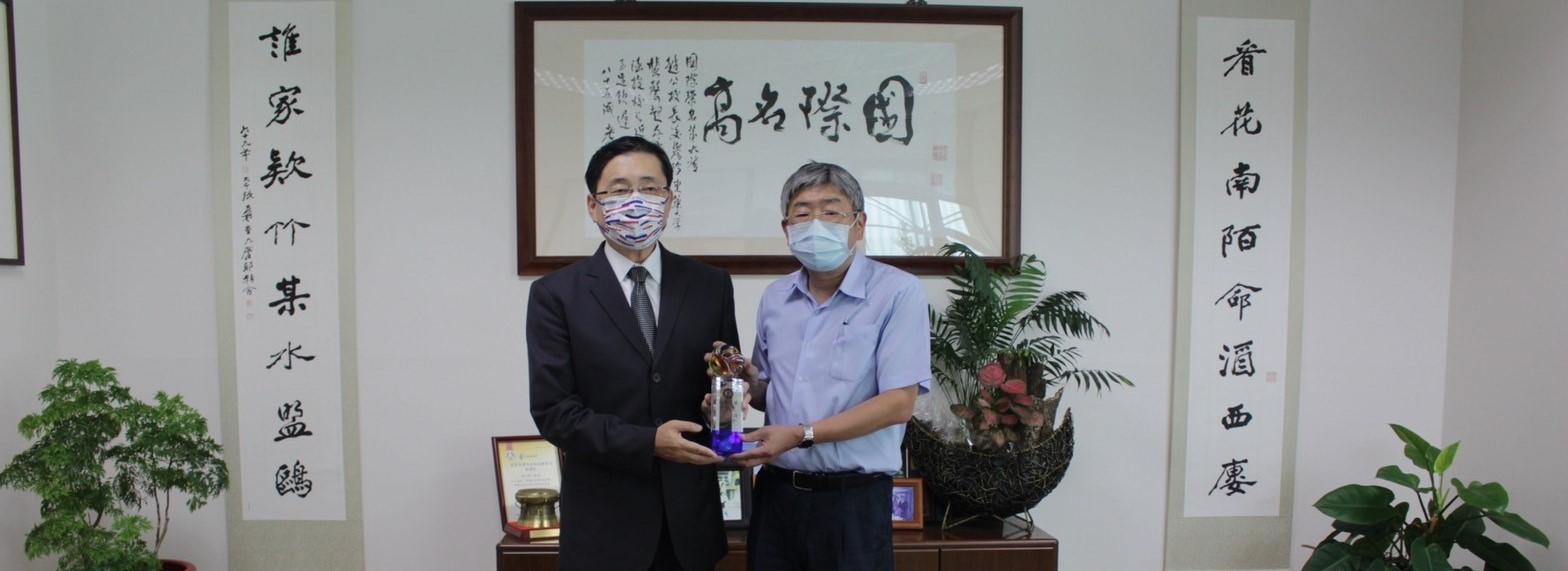 Congratulations: D. Prof. Wen-Yen Chang on winning NDHU Honorary Academic Award
